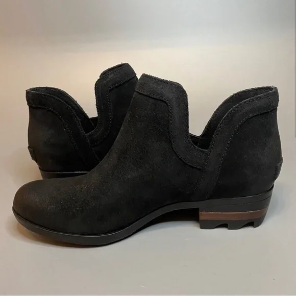 Sorel Lolla Cut Out Bootie’s  Women's Black  waterproof Suede Leather size 8 - Picture 5 of 6